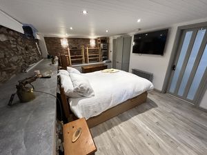 Photo 20- click for photo gallery